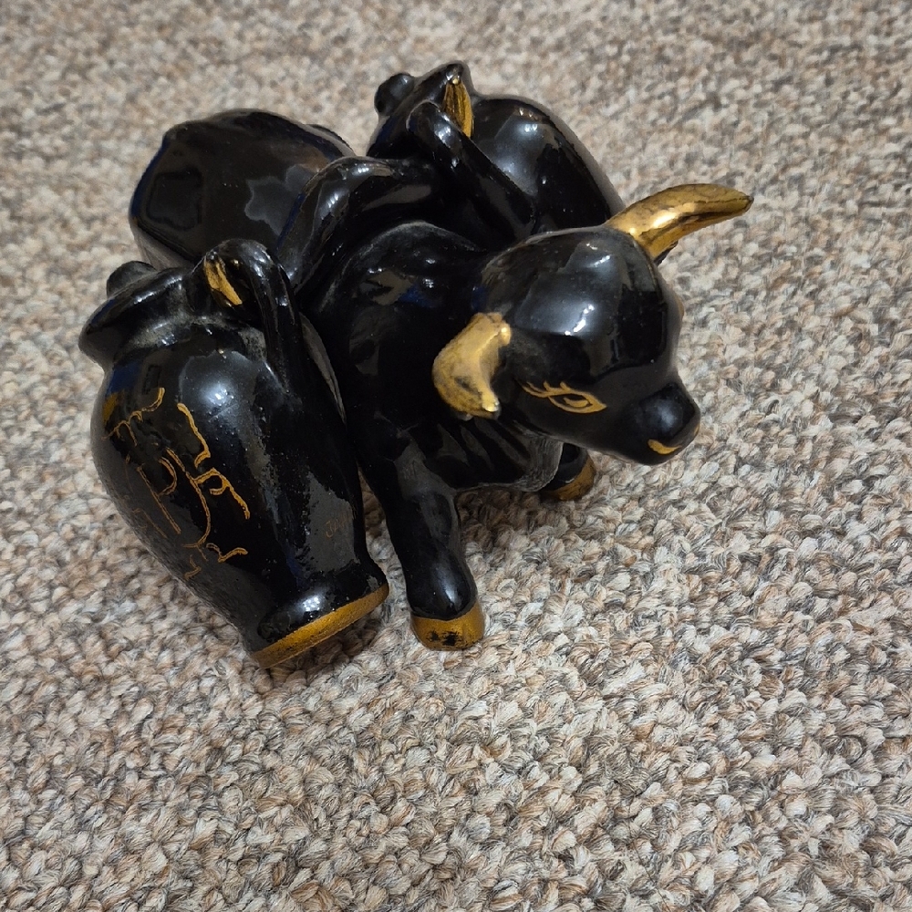 Vintage Black and Gold Ceramic Bull Figurine Salt & Pepper Shakers Made In Japan